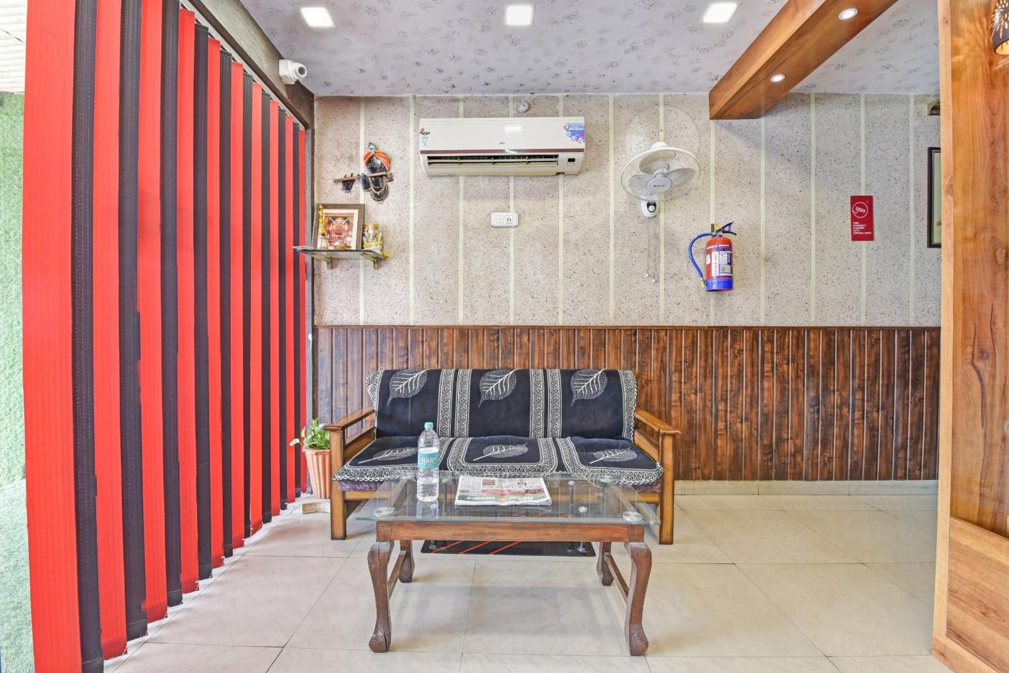 מלון פושקאר Collection O Royal Plaza מראה חיצוני תמונה